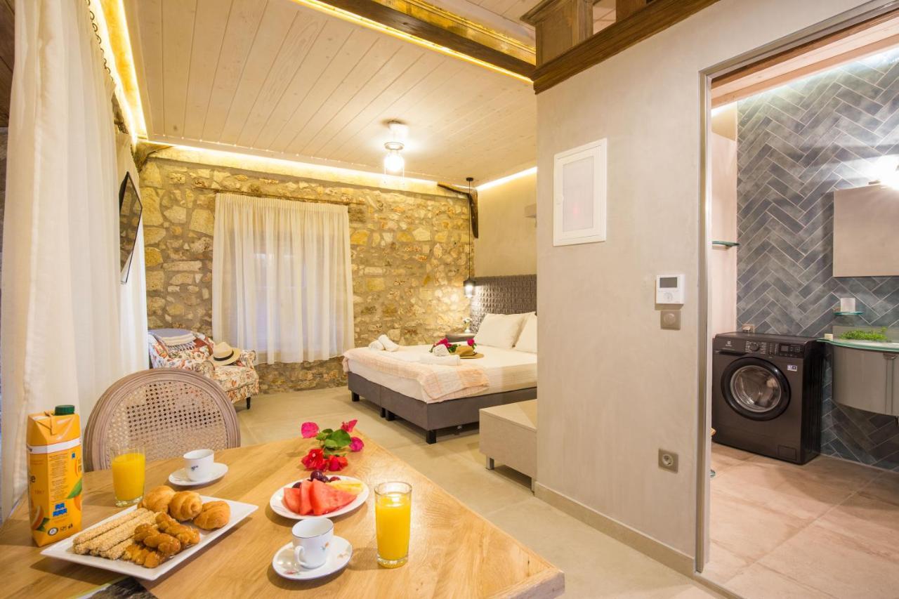 Stone Suites At Lefkada'S Old Port 外观 照片