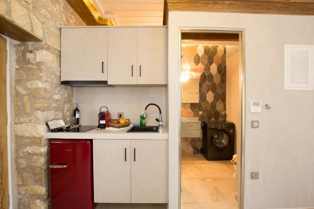 Stone Suites At Lefkada'S Old Port 外观 照片